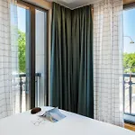 Adagio Access Centre Cathedrale 3* Руан