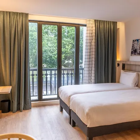 Hotel Adagio Access Centre Cathedrale 3*