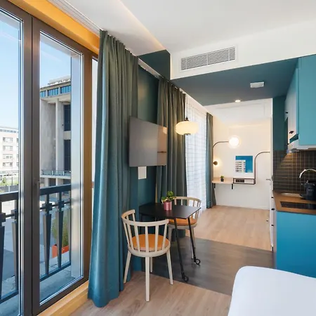 Adagio Access Centre Cathedrale Отель 3*