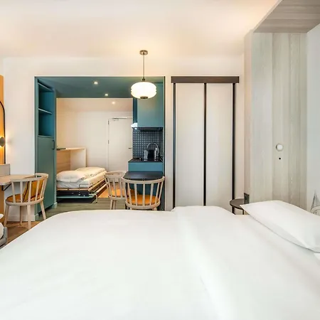 Adagio Access Centre Cathedrale 3* Руан