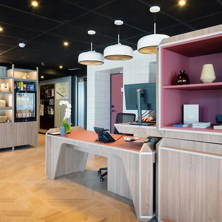 Adagio Access Centre Cathedrale Отель 3*