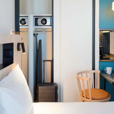 Hotel Adagio Access Centre Cathédrale 3*