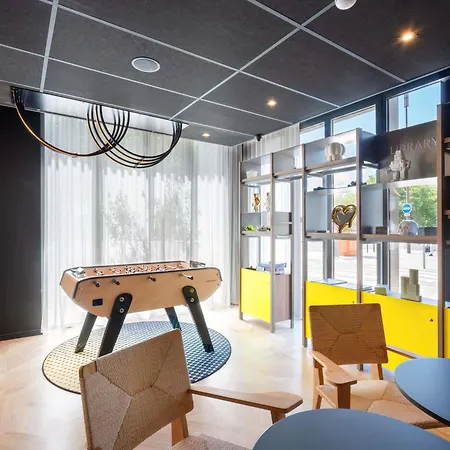 Adagio Access Centre Cathedrale 3* Руан