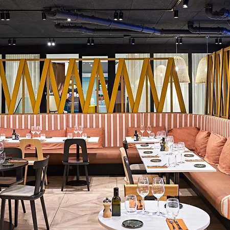 Adagio Access Centre Cathédrale 3* Ruan