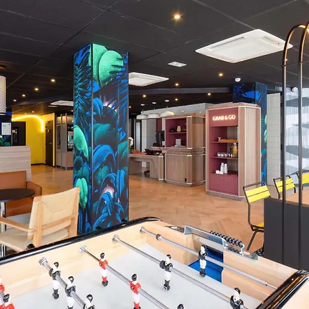 Отель Adagio Access Centre Cathedrale