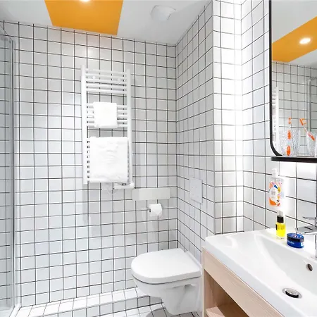 Adagio Access Centre Cathedrale Отель Руан