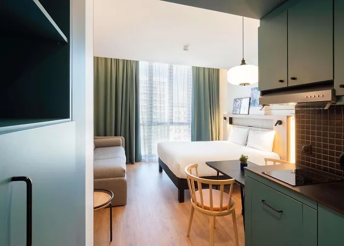 Adagio Access Centre Cathedrale 3*