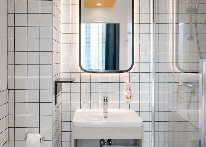 Adagio Access Centre Cathedrale 3* Ruão